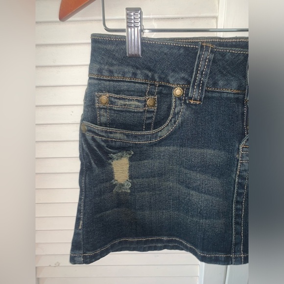 Vintage Hydraulic Distressed Denim Micro Mini Skirt Skirt Size 5/6 - Picture 3 of 9